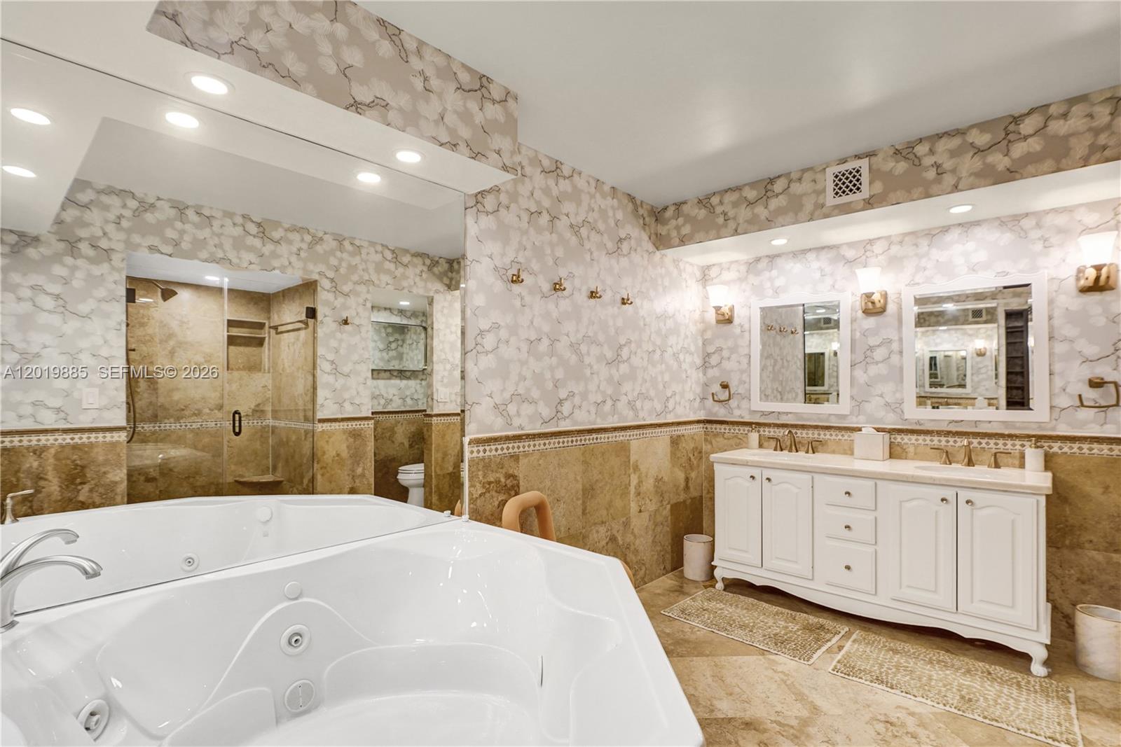 1111 Crandon Blvd #B1108 Key Biscayne, FL 33149