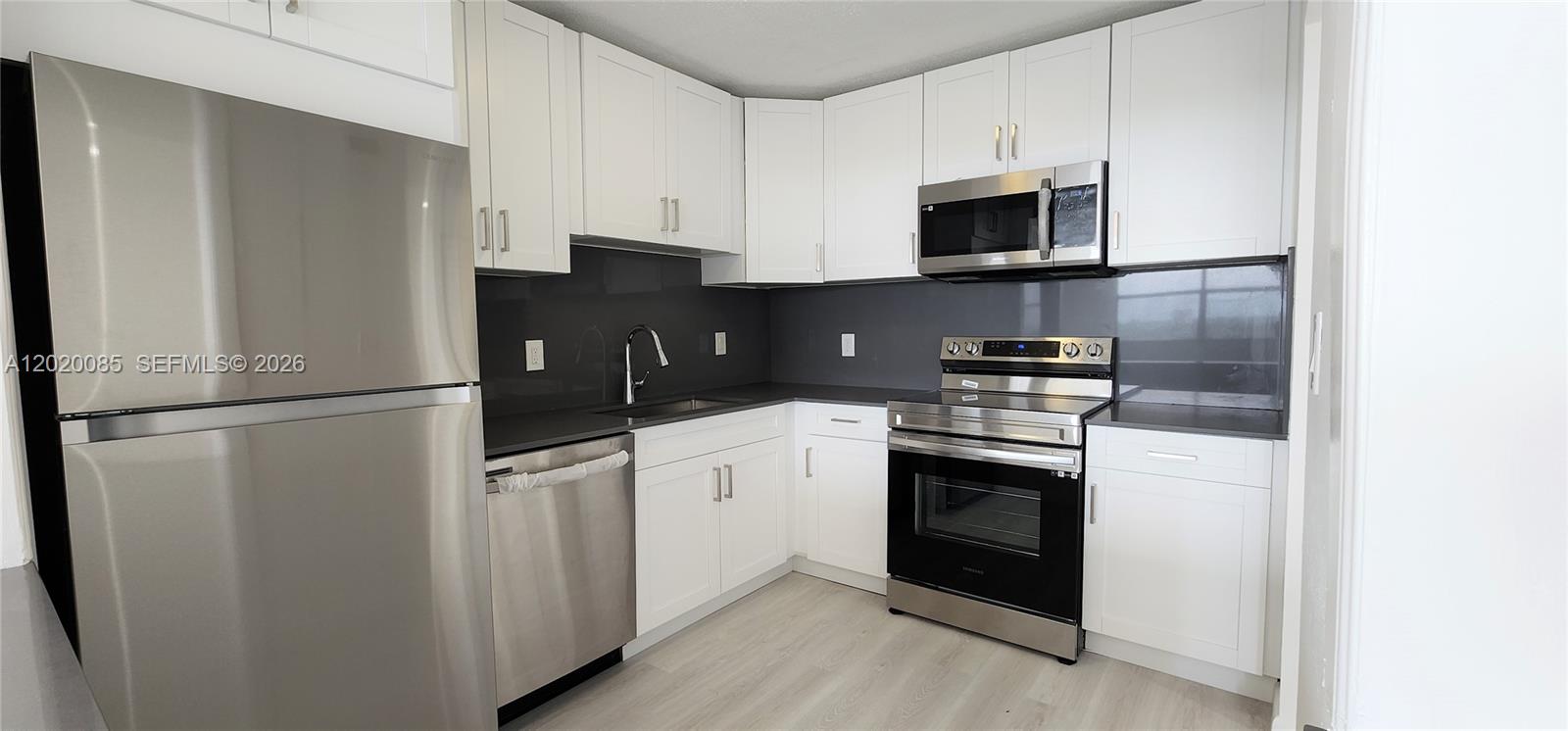 1200 NE Miami Gdns Dr #1005W