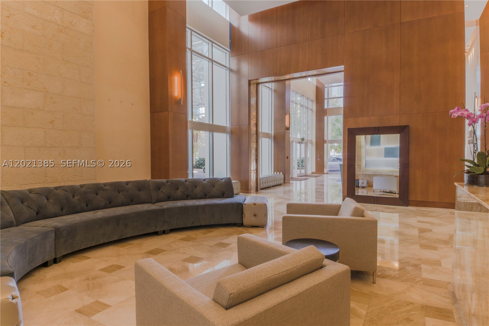 image Brickell on the River North18
