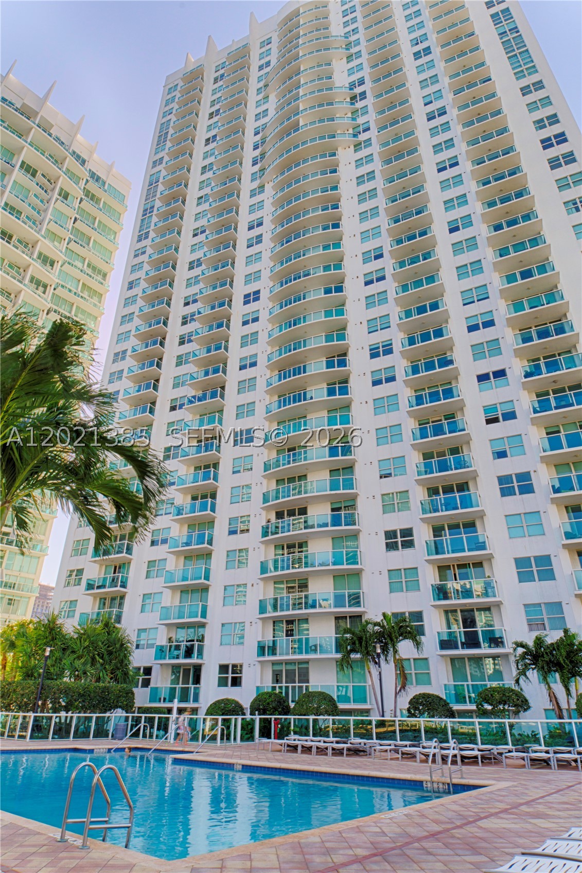 image Brickell on the River North29