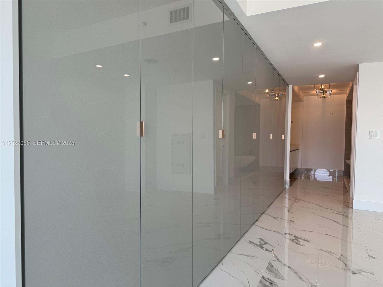 330 Sunny Isles Blvd #5-1003 Sunny Isles Beach, FL 33160