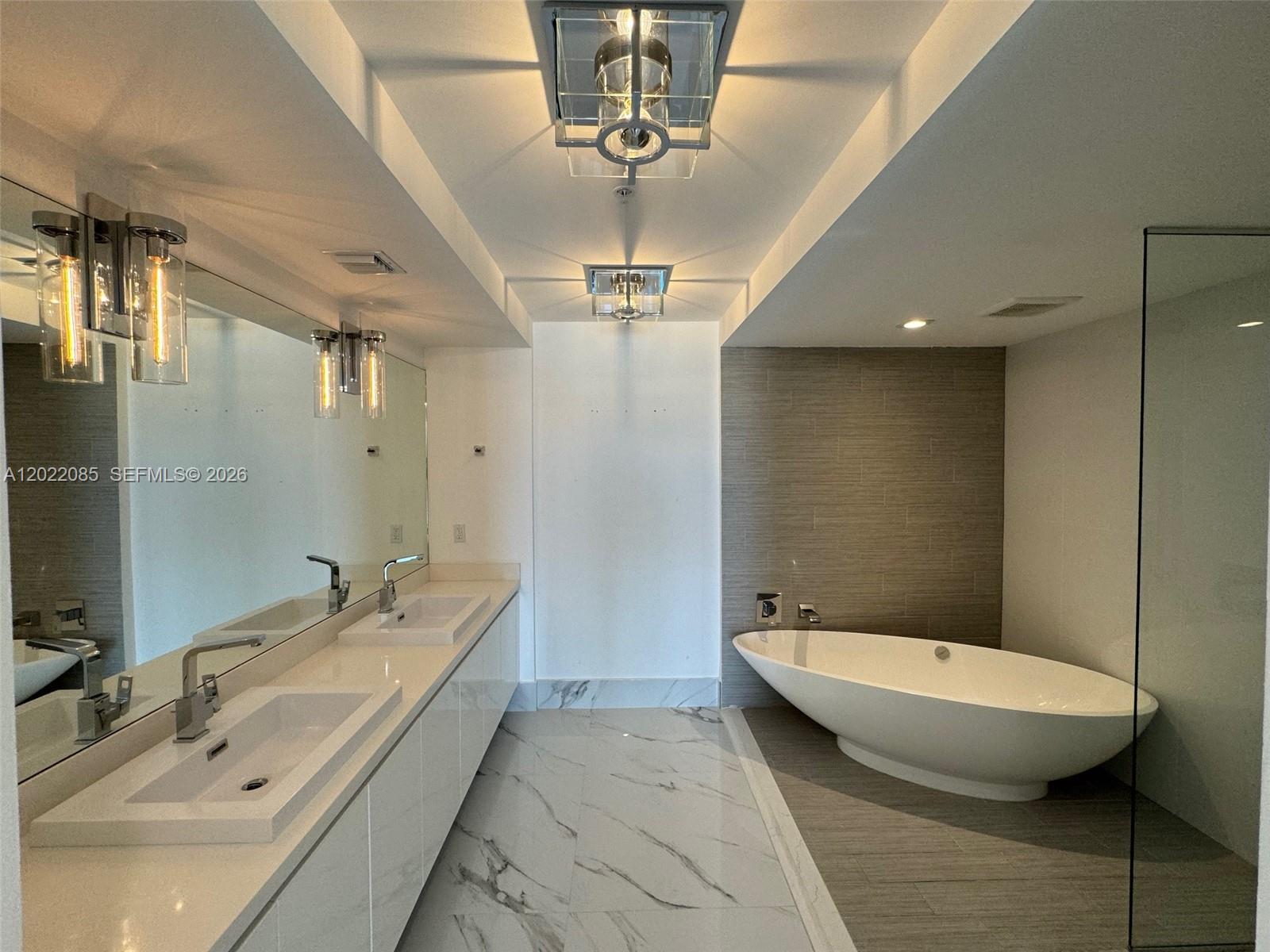 330 Sunny Isles Blvd #5-1003 Sunny Isles Beach, FL 33160