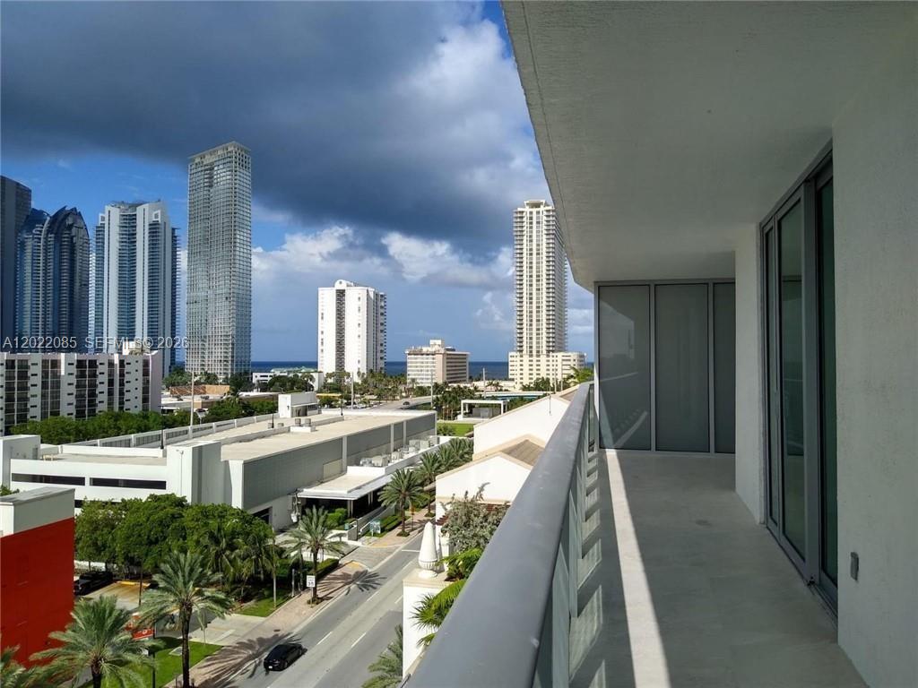 330 Sunny Isles Blvd #5-1003 Sunny Isles Beach, FL 33160