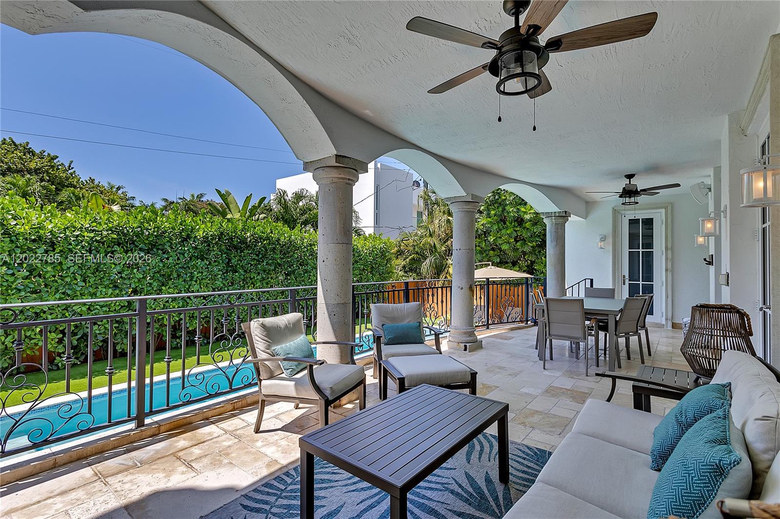 350 Redwood Ln Key Biscayne, FL 33149