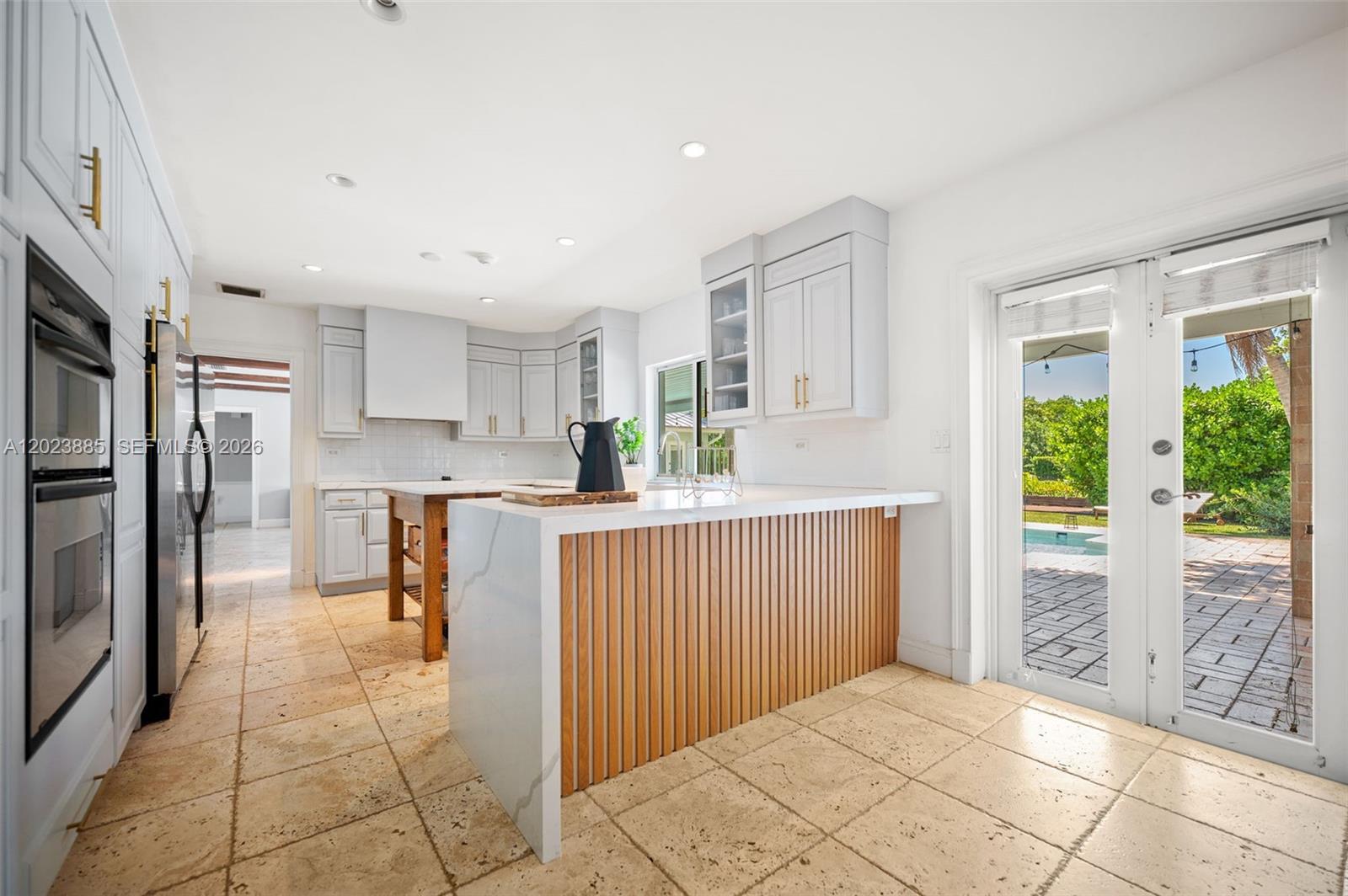 11100 SW 73rd Ct Pinecrest, FL 33156