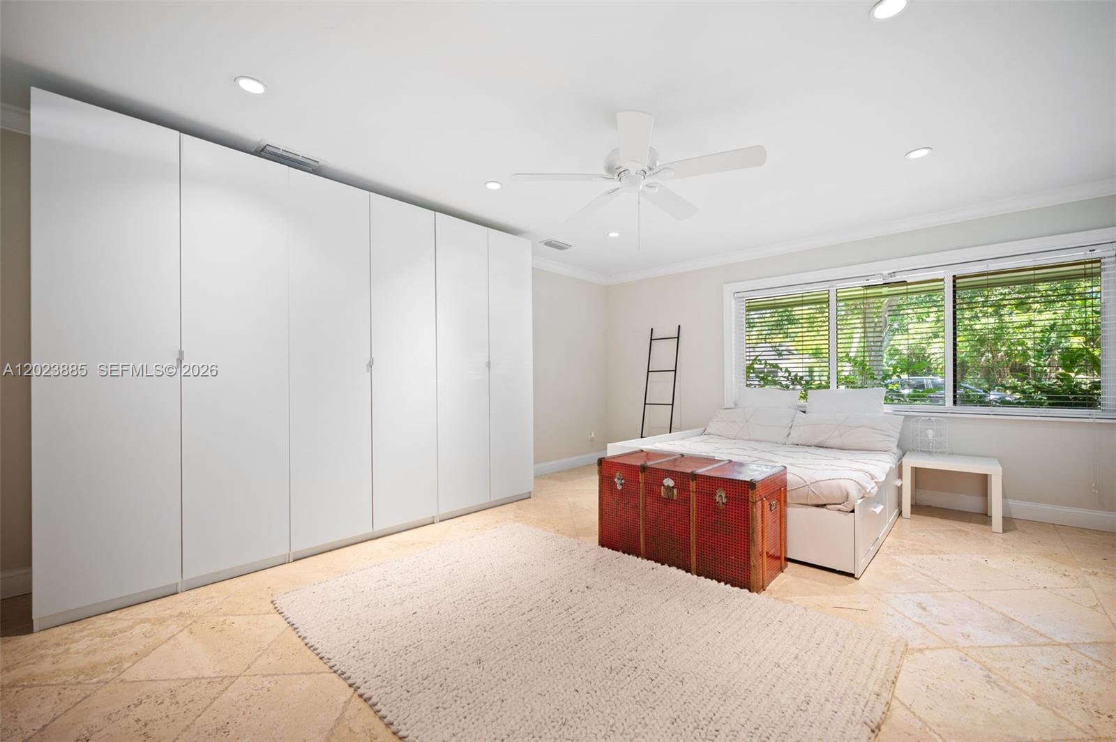11100 SW 73rd Ct Pinecrest, FL 33156