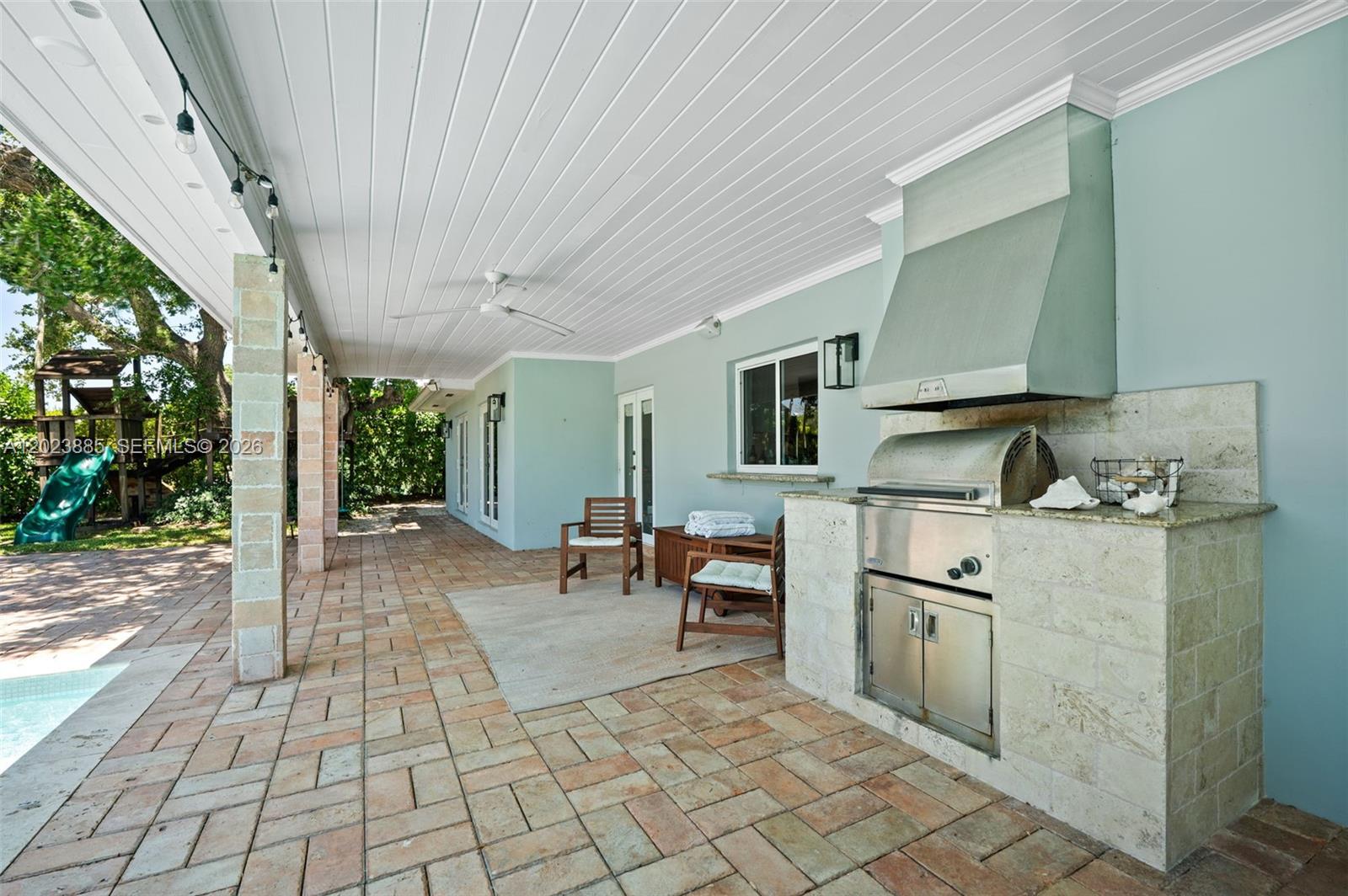 11100 SW 73rd Ct Pinecrest, FL 33156