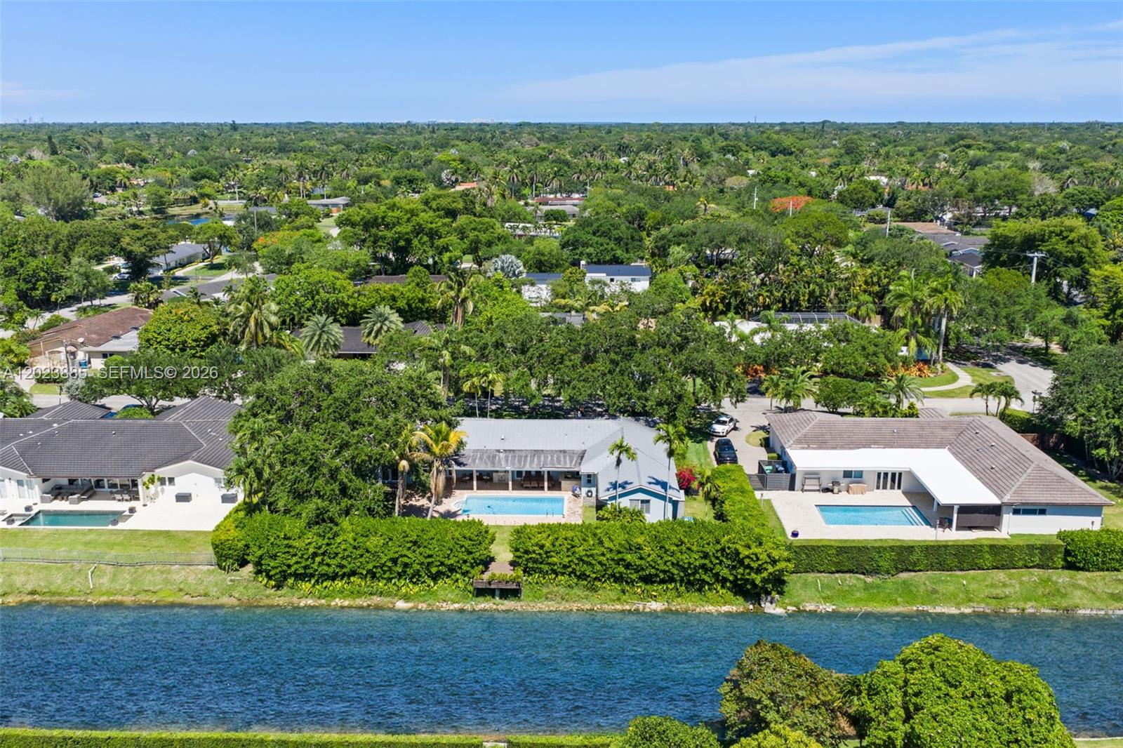 11100 SW 73rd Ct Pinecrest, FL 33156