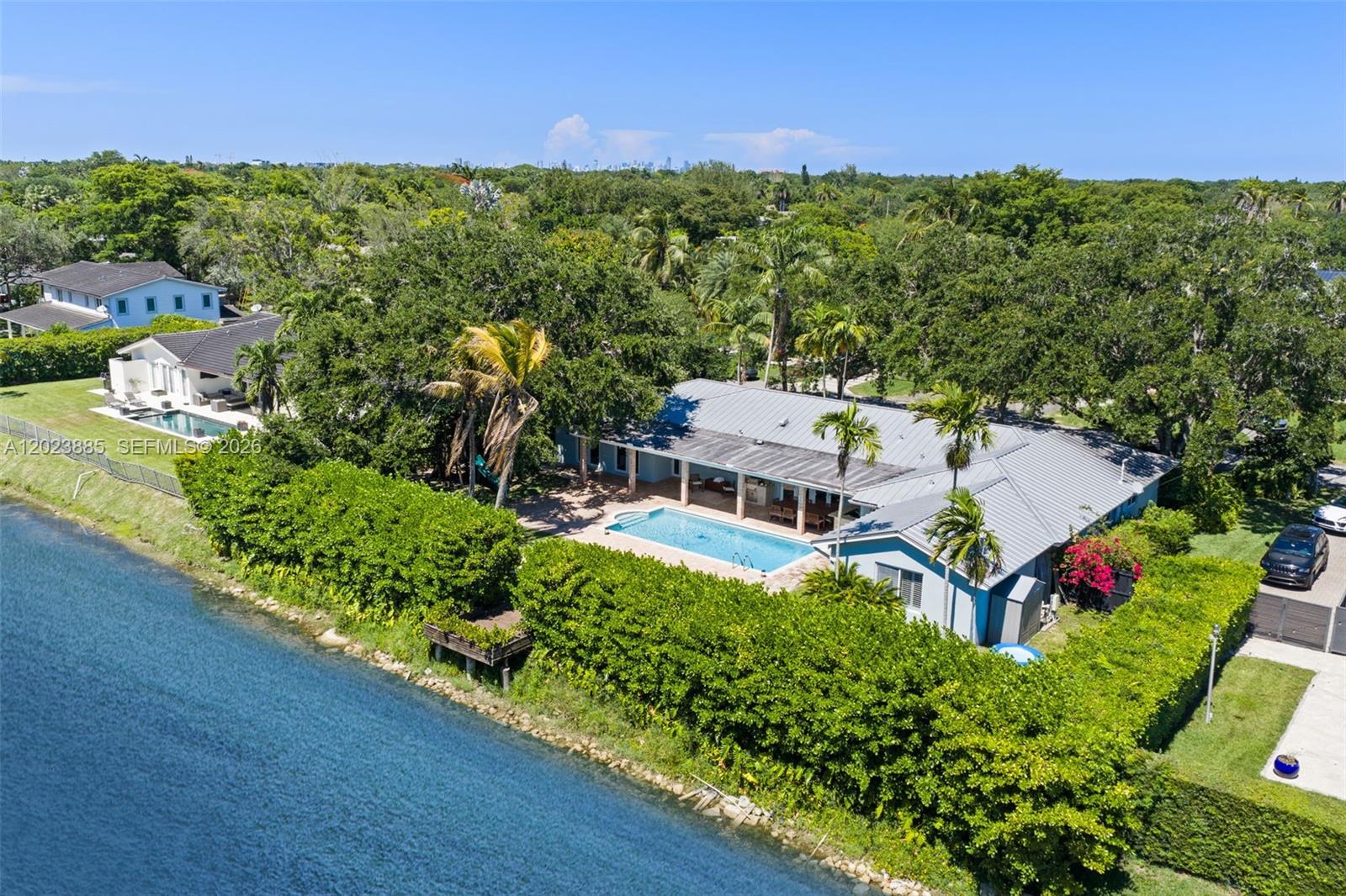 11100 SW 73rd Ct Pinecrest, FL 33156