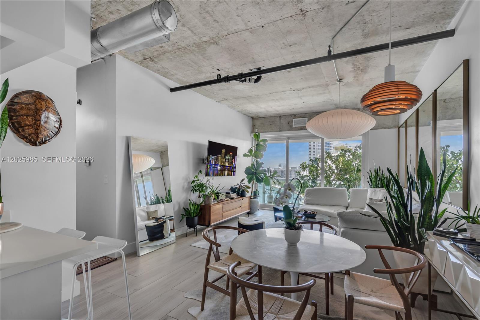 1000 West Ave #PH23 Miami Beach, FL 33139