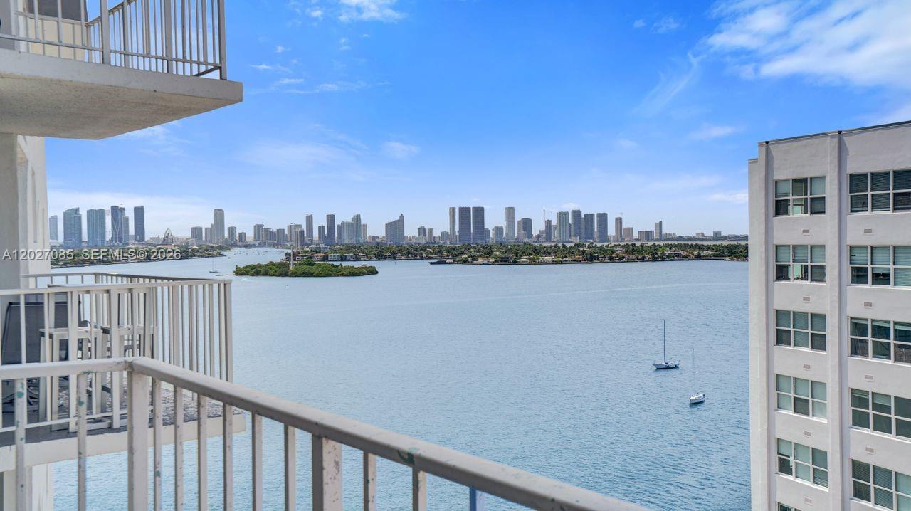 1228 West Ave #1404