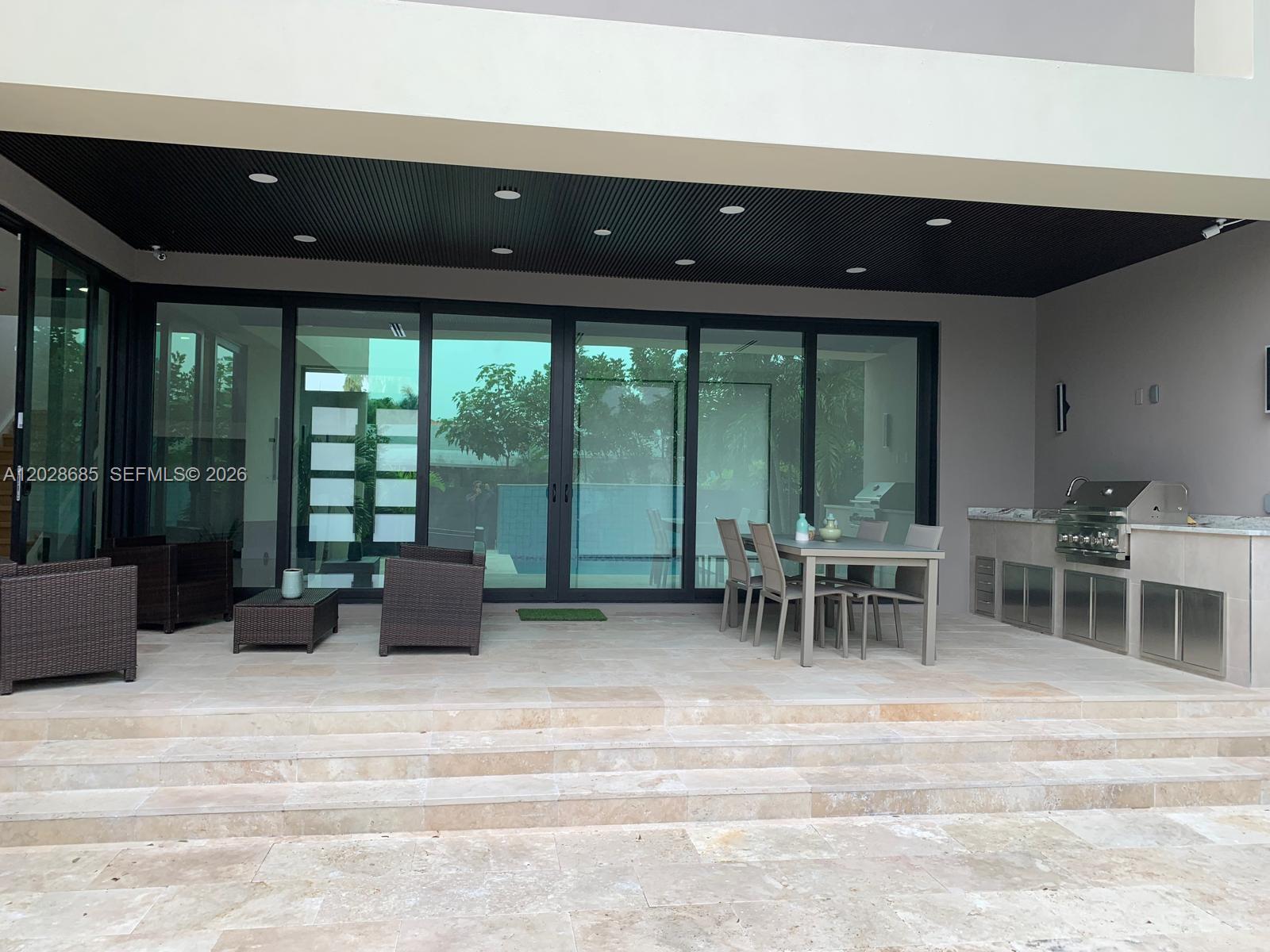 1700 NE 18th St Fort Lauderdale, FL 33305