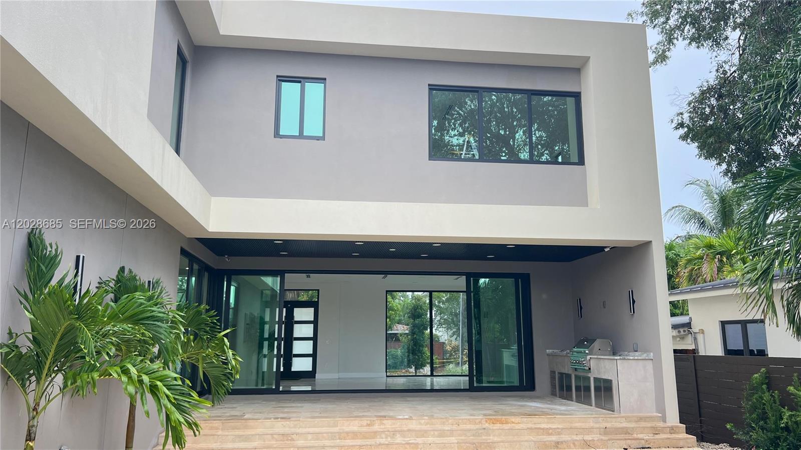 1700 NE 18th St Fort Lauderdale, FL 33305