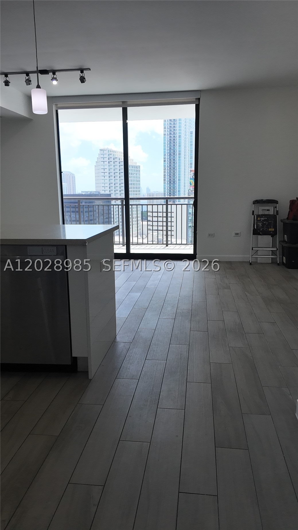 image Nine at Mary Brickell Village4