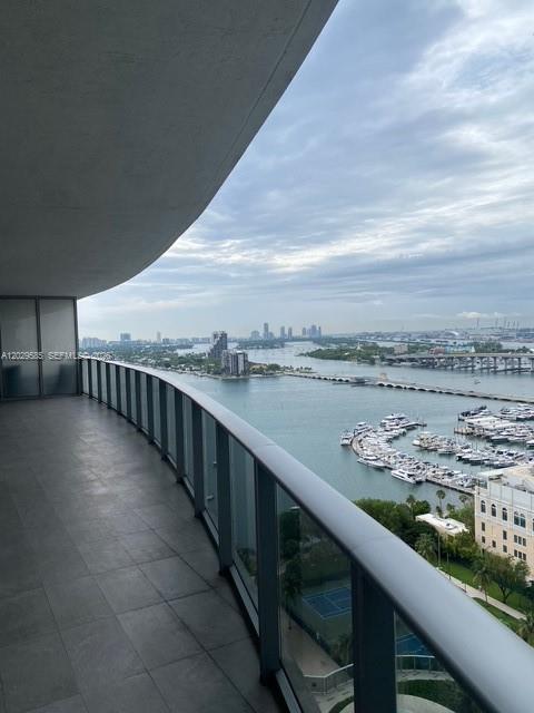 image Aria on the Bay1