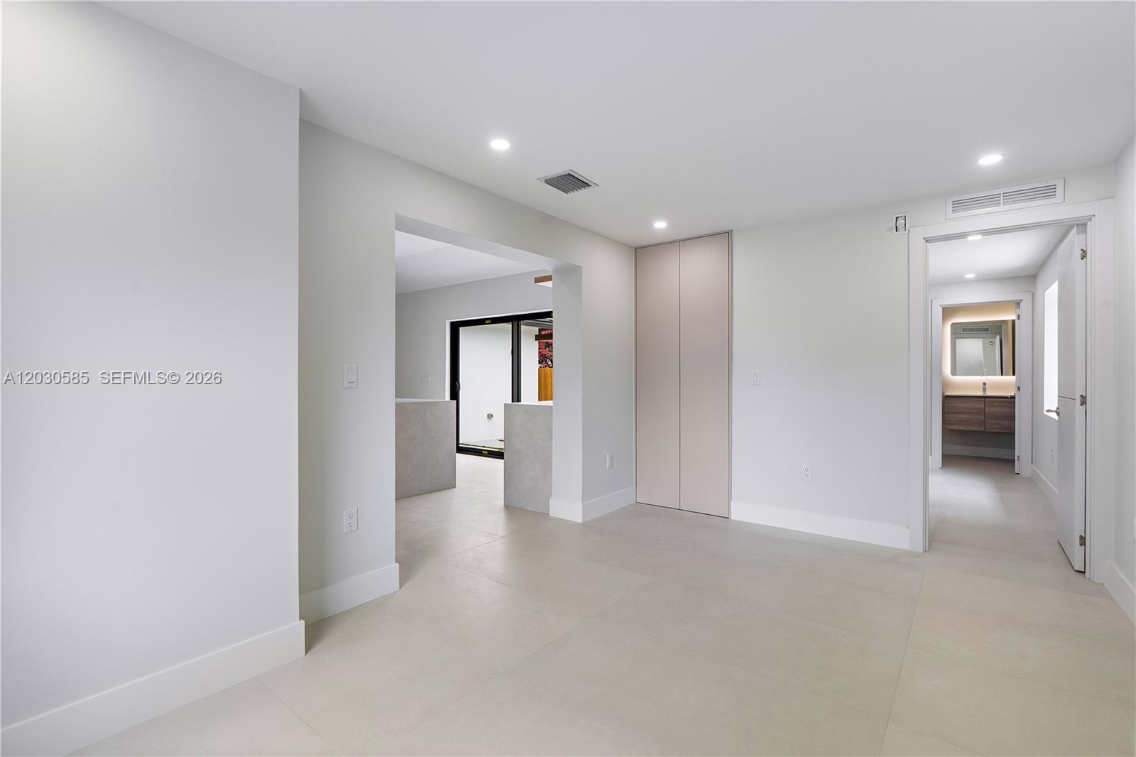 2286 SW 21st Miami, FL 33145