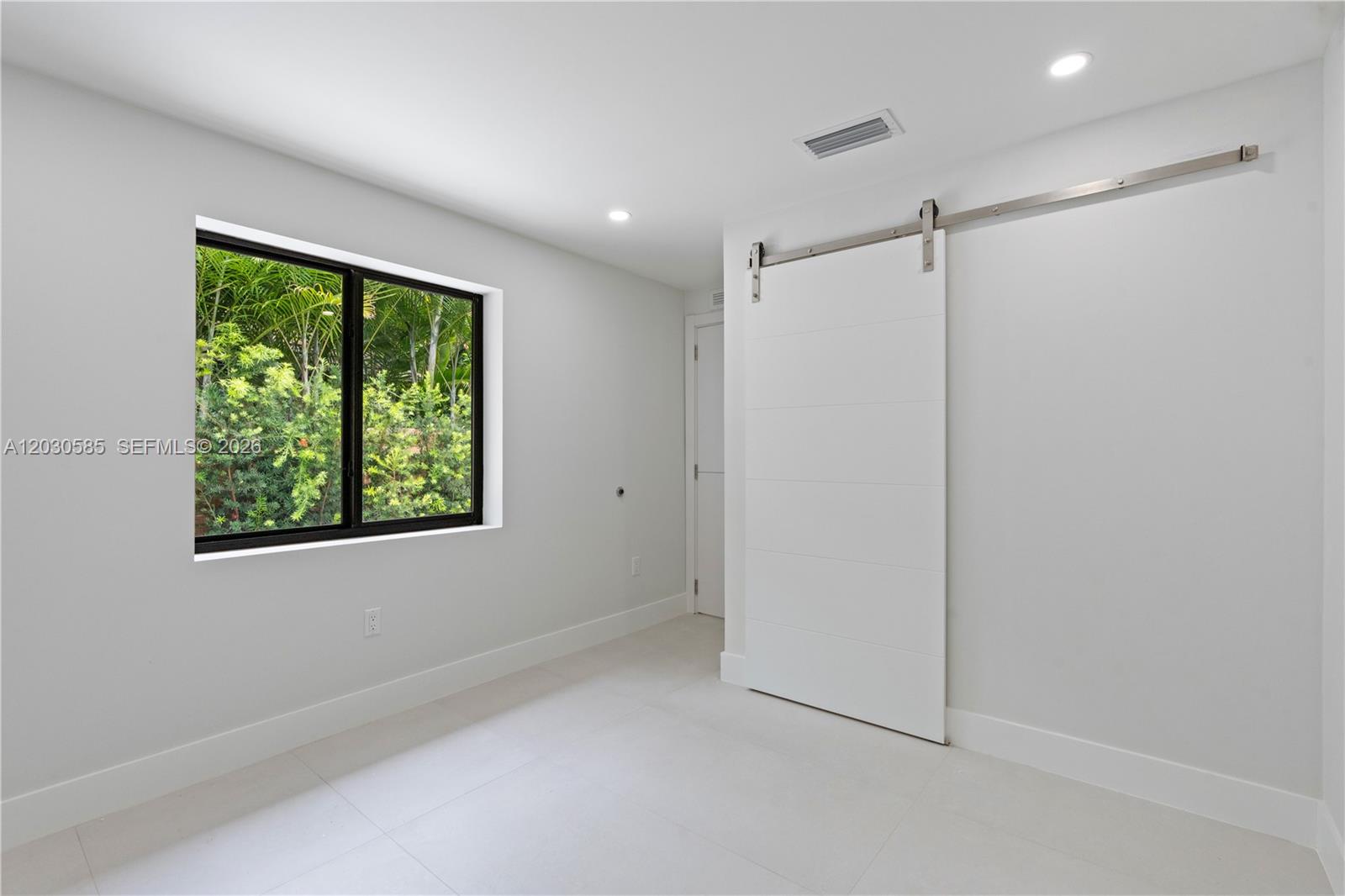 2286 SW 21st Miami, FL 33145
