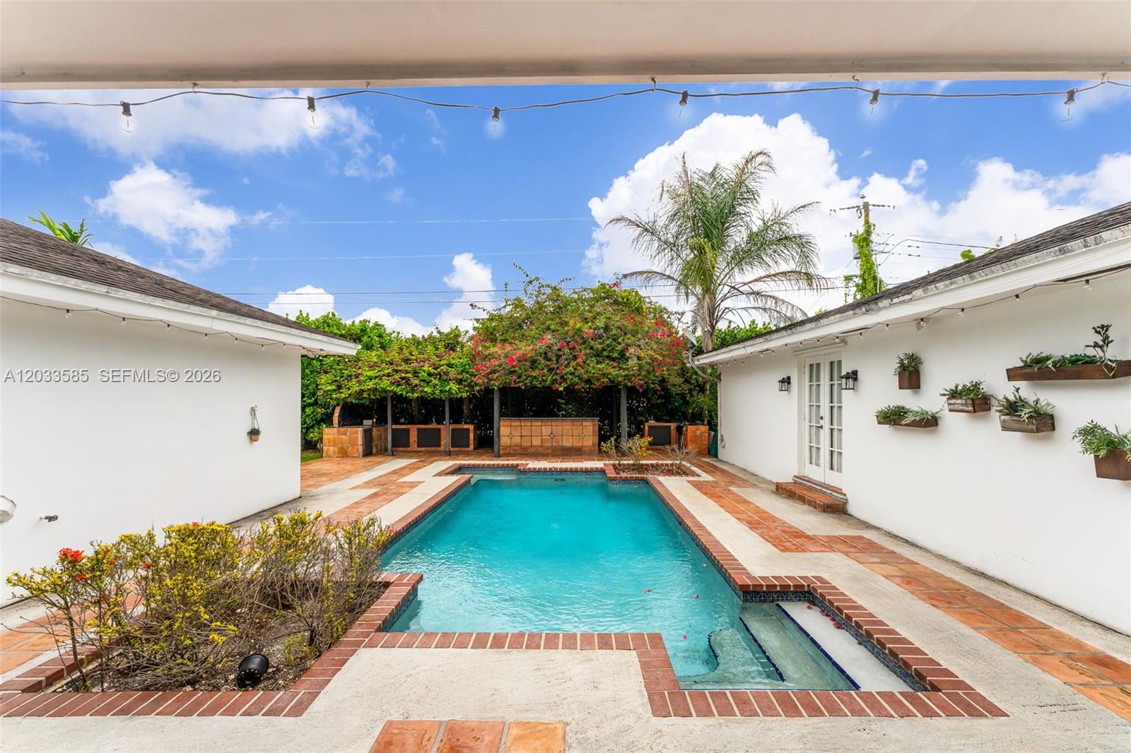 7603 SW 91st Miami, FL 33173
