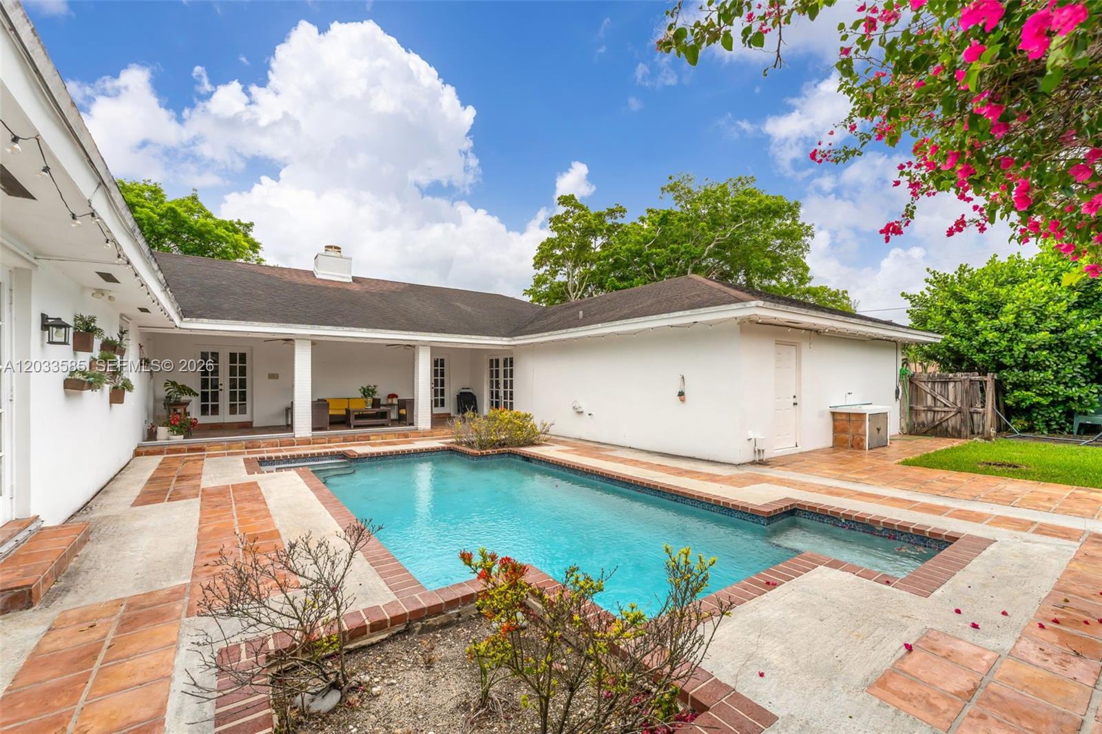 7603 SW 91st Miami, FL 33173