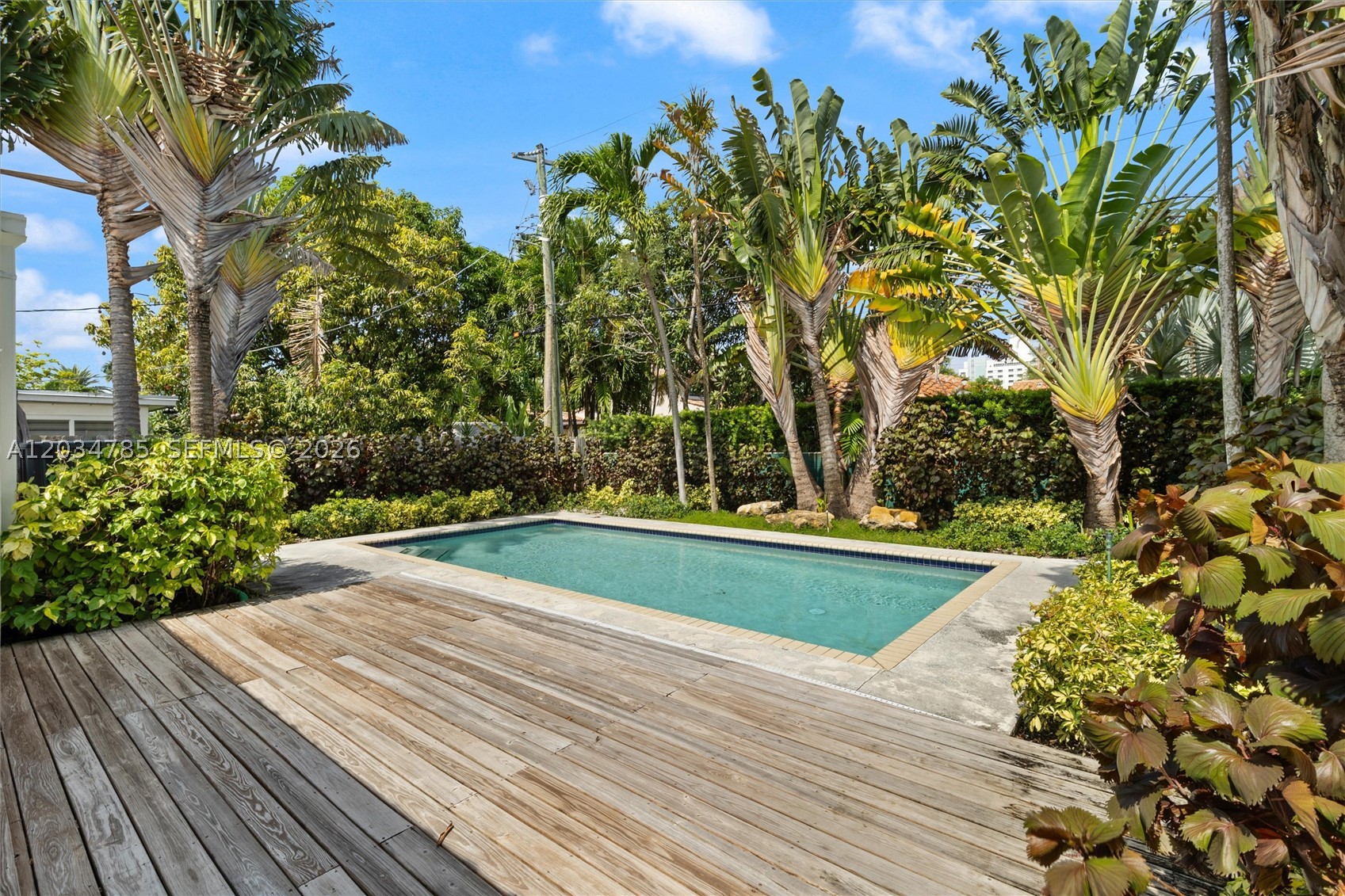 4531 Sheridan Ave Miami Beach, FL 33140