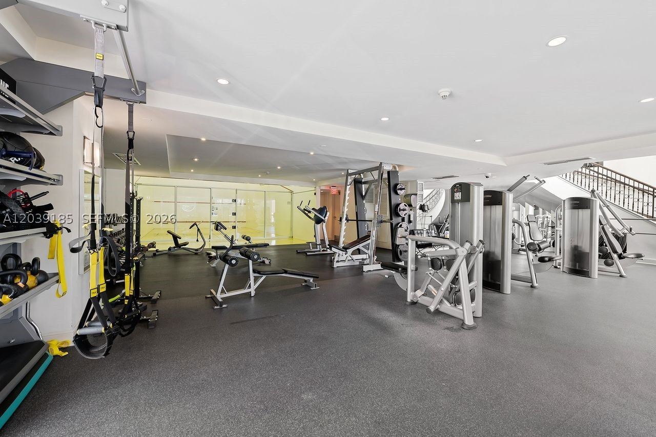 2110 N Ocean Blvd #21B Fort Lauderdale, FL 33305