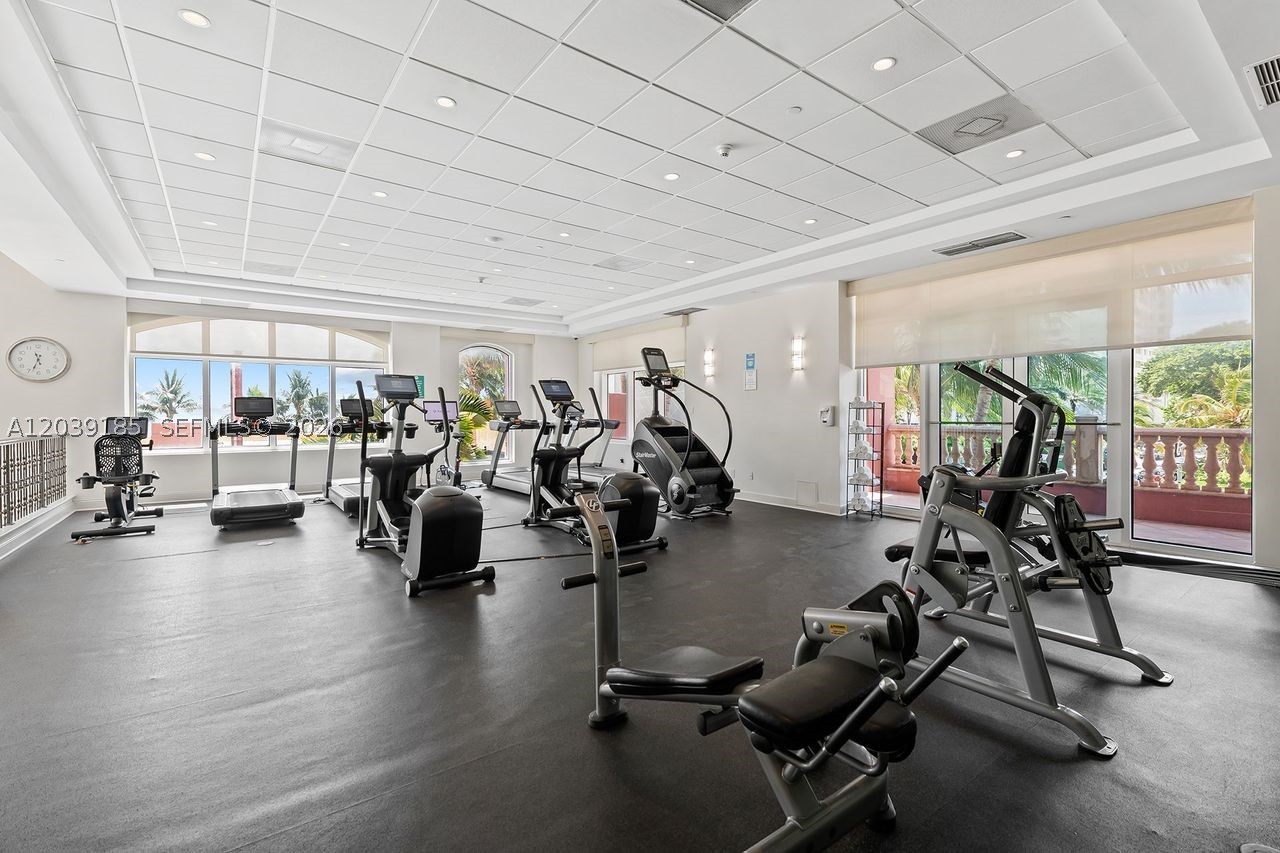 2110 N Ocean Blvd #21B Fort Lauderdale, FL 33305