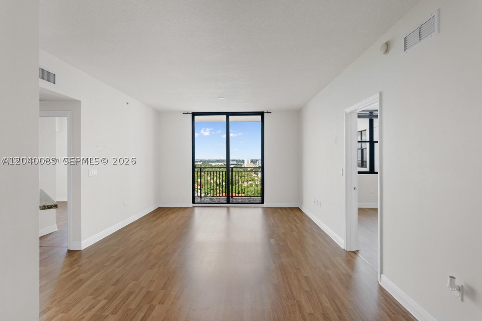 888 S Douglas Rd #1405 Coral Gables, FL 33134