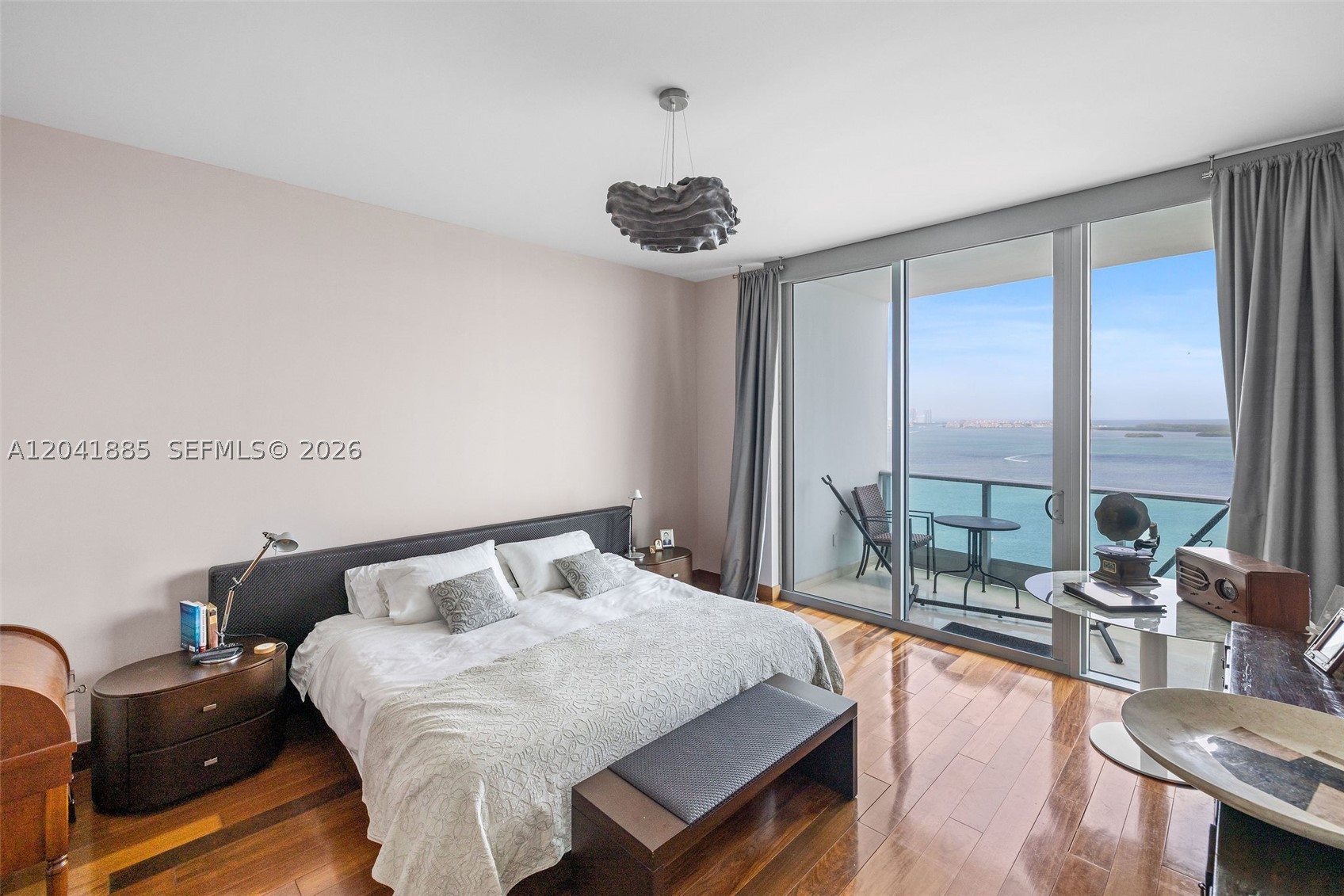 1331 Brickell Bay Dr #2909 Miami, FL 33131