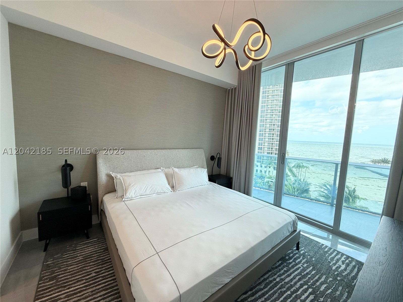 17550 Collins Ave #702 Sunny Isles Beach, FL 33160