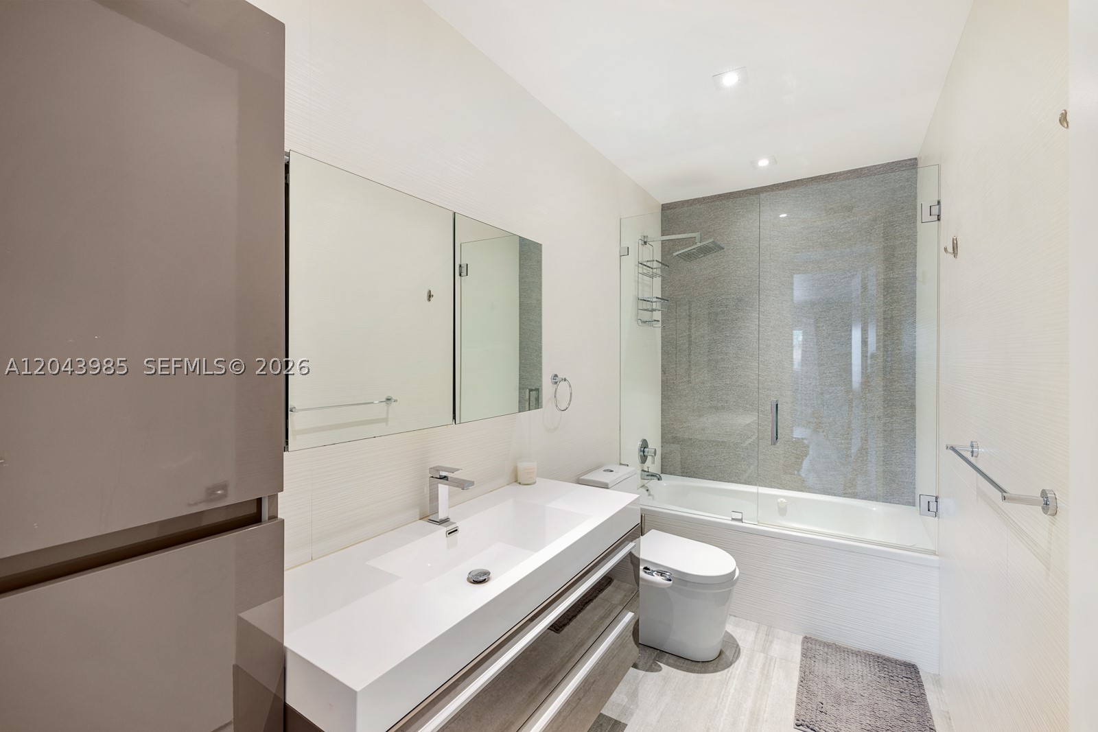 13200 Ortega Ln North Miami, FL 33181