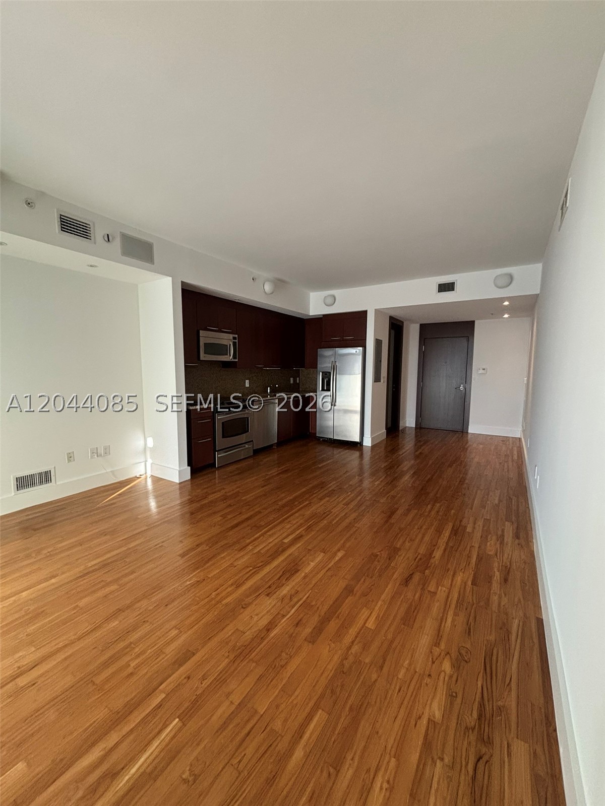 image Meridian Lofts15