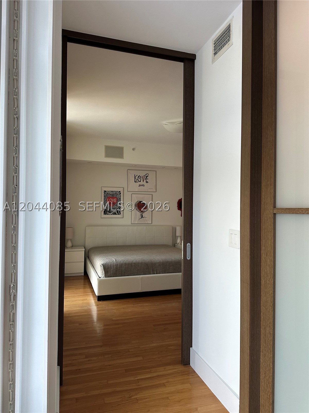 image Meridian Lofts18