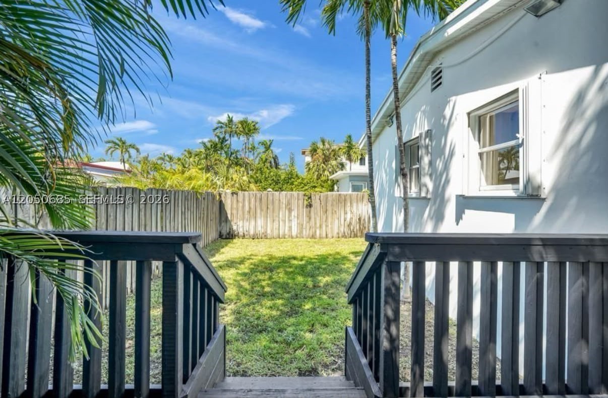 9264 Byron Ave Surfside, FL 33154