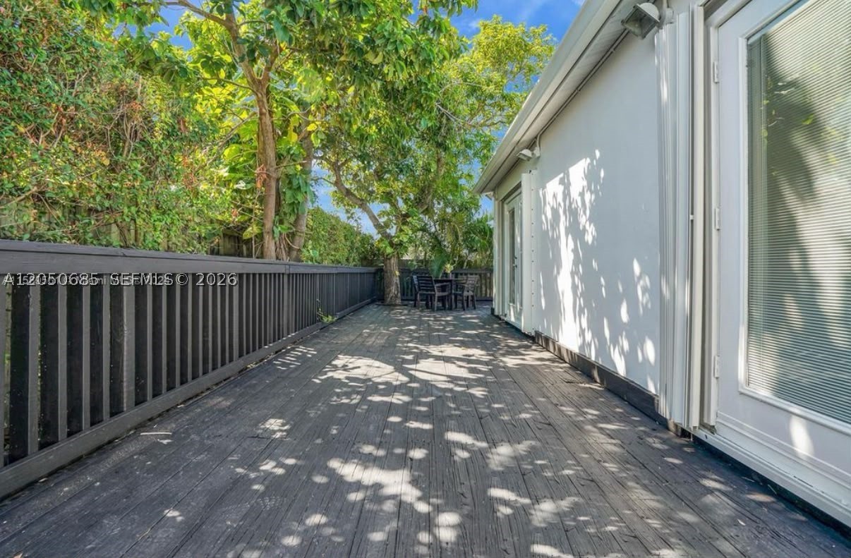 9264 Byron Ave Surfside, FL 33154