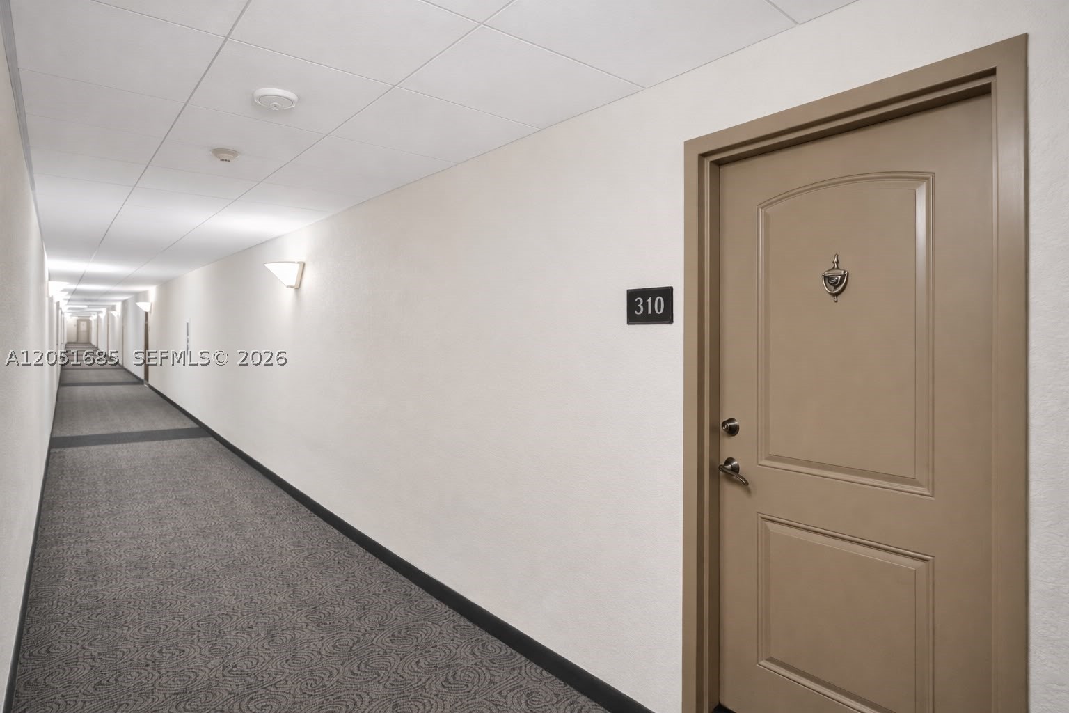 image Arlen House East16