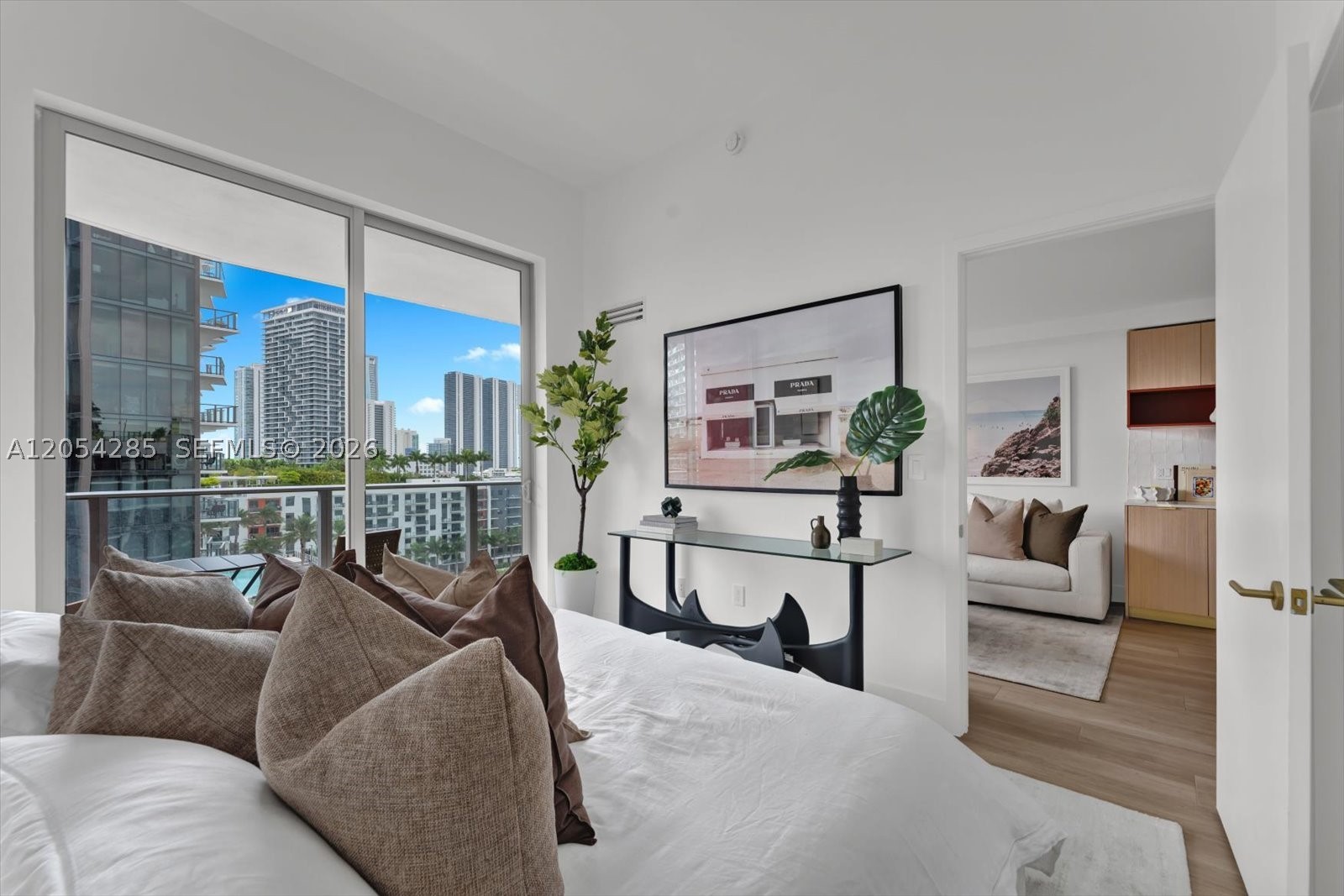 90 NE 32nd St #PH05 Miami, FL 33127