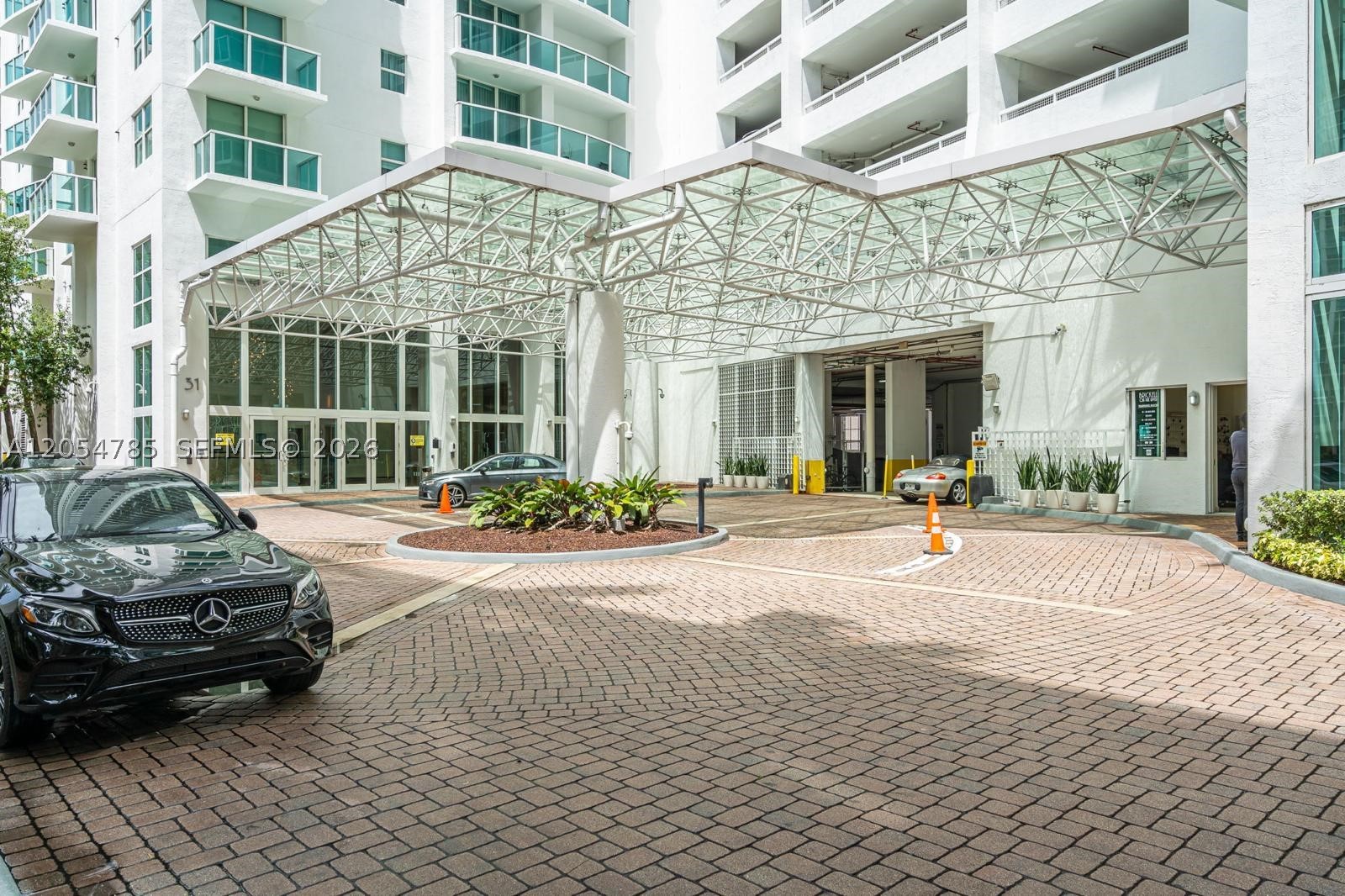 41 SE 5th St #510 Miami, FL 33131