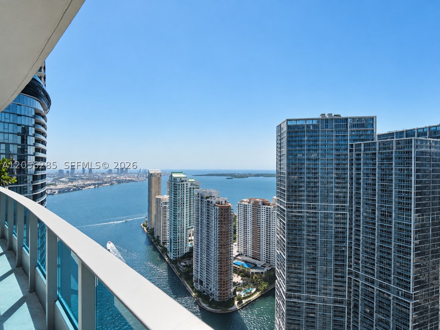 image Epic Residences13