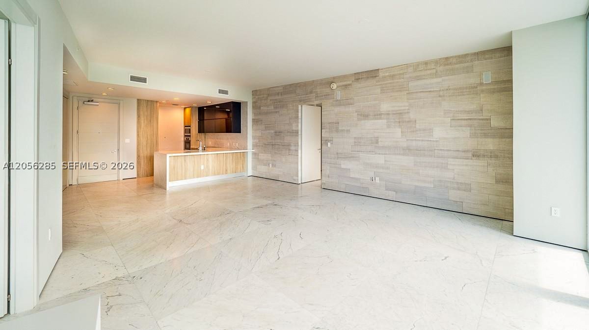 image Epic Residences2