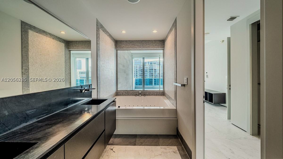 image Epic Residences6