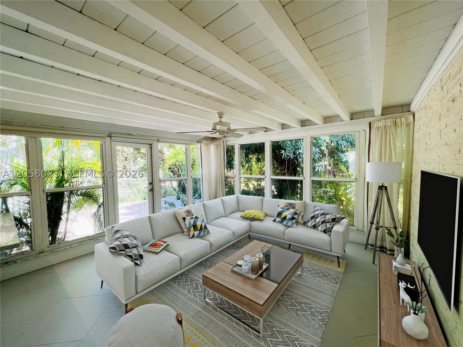 1116 Biarritz Dr Miami Beach, FL 33141