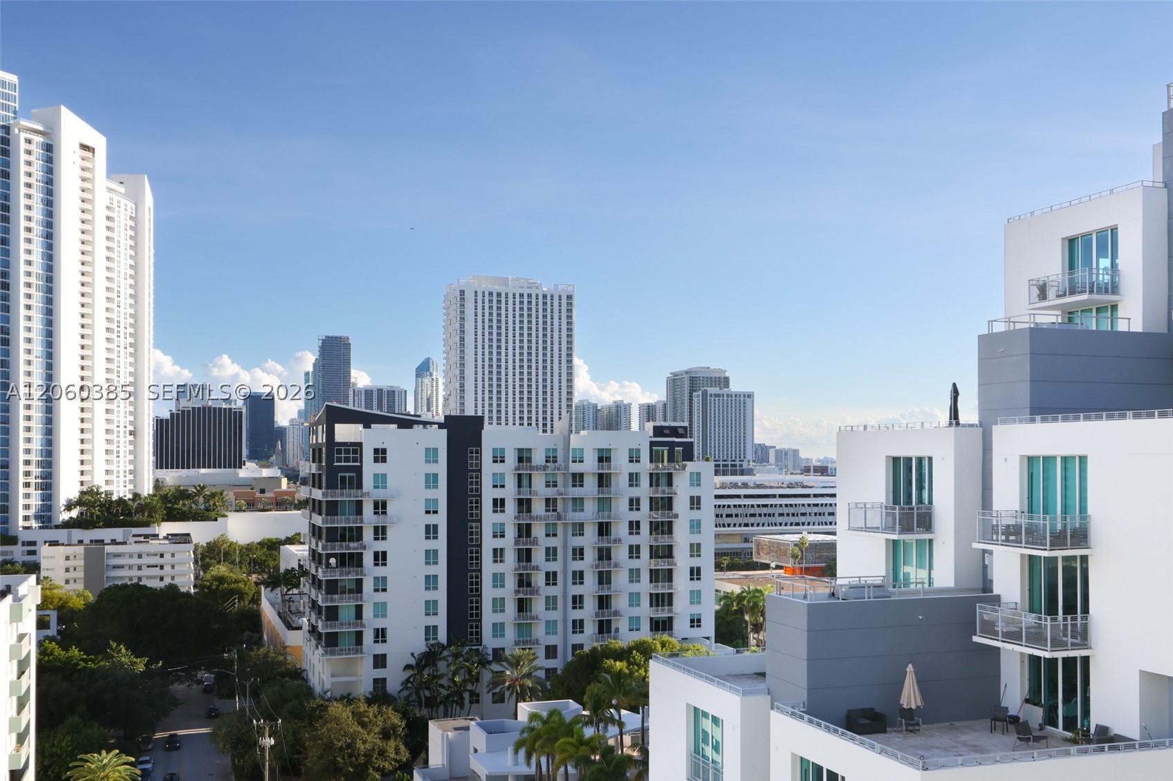 image Gallery Art Condos17