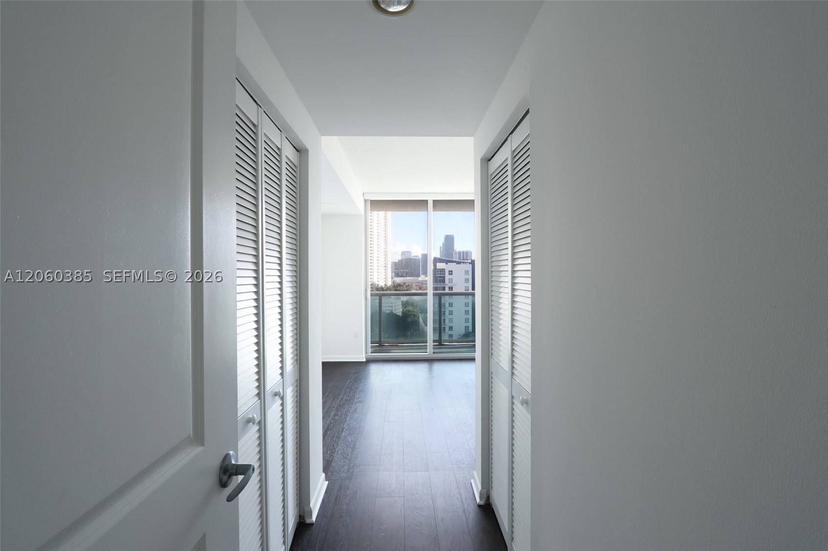 image Gallery Art Condos31