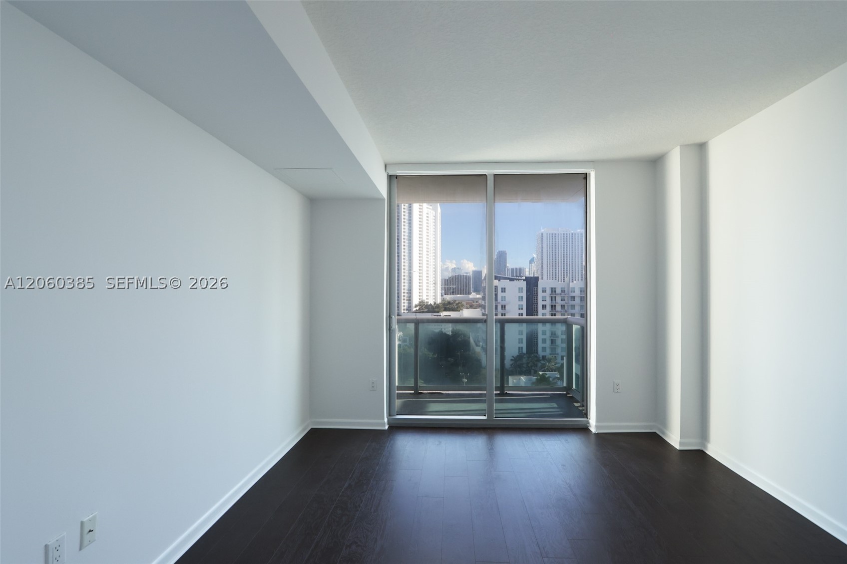 image Gallery Art Condos32