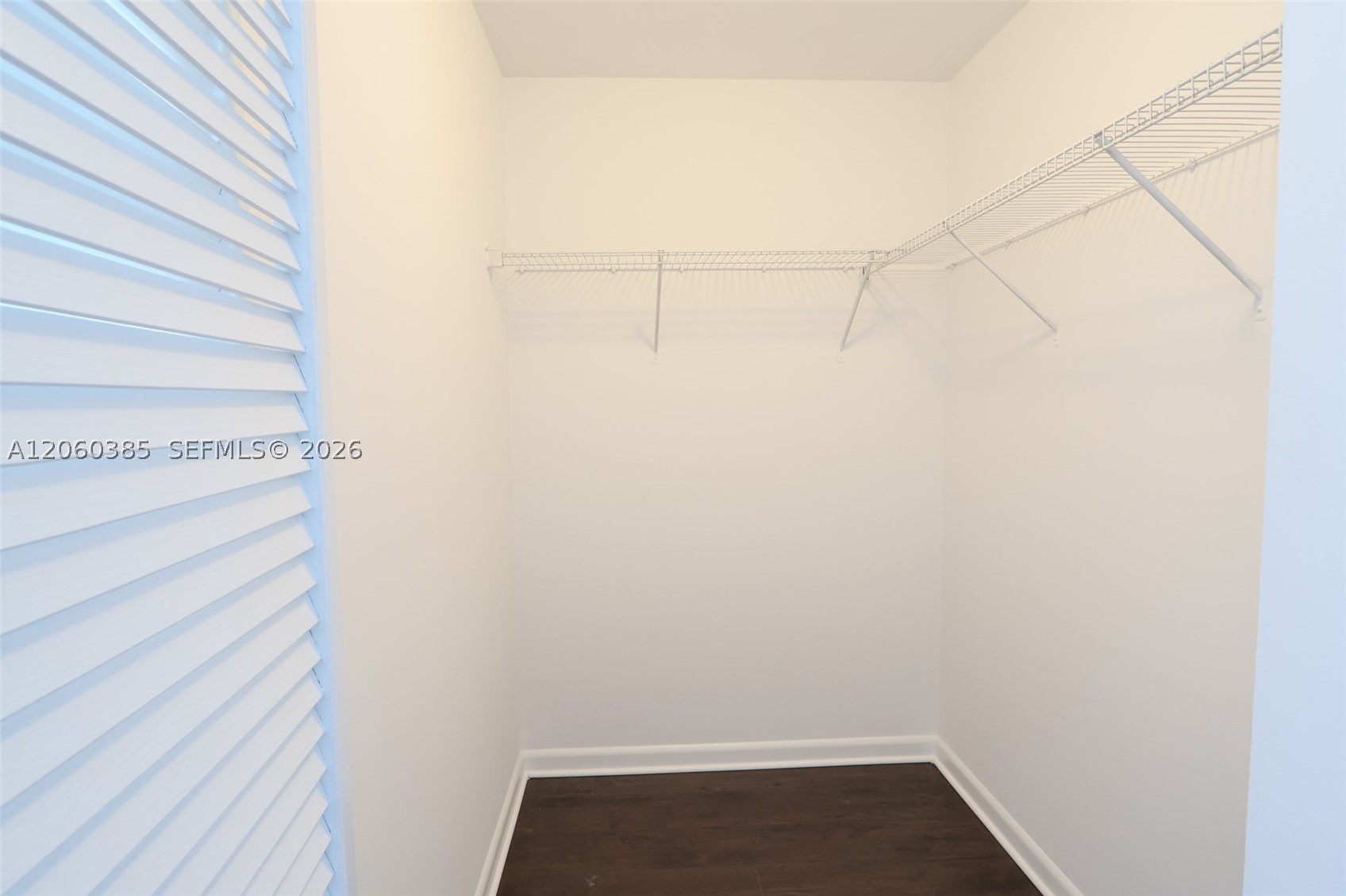 image Gallery Art Condos35