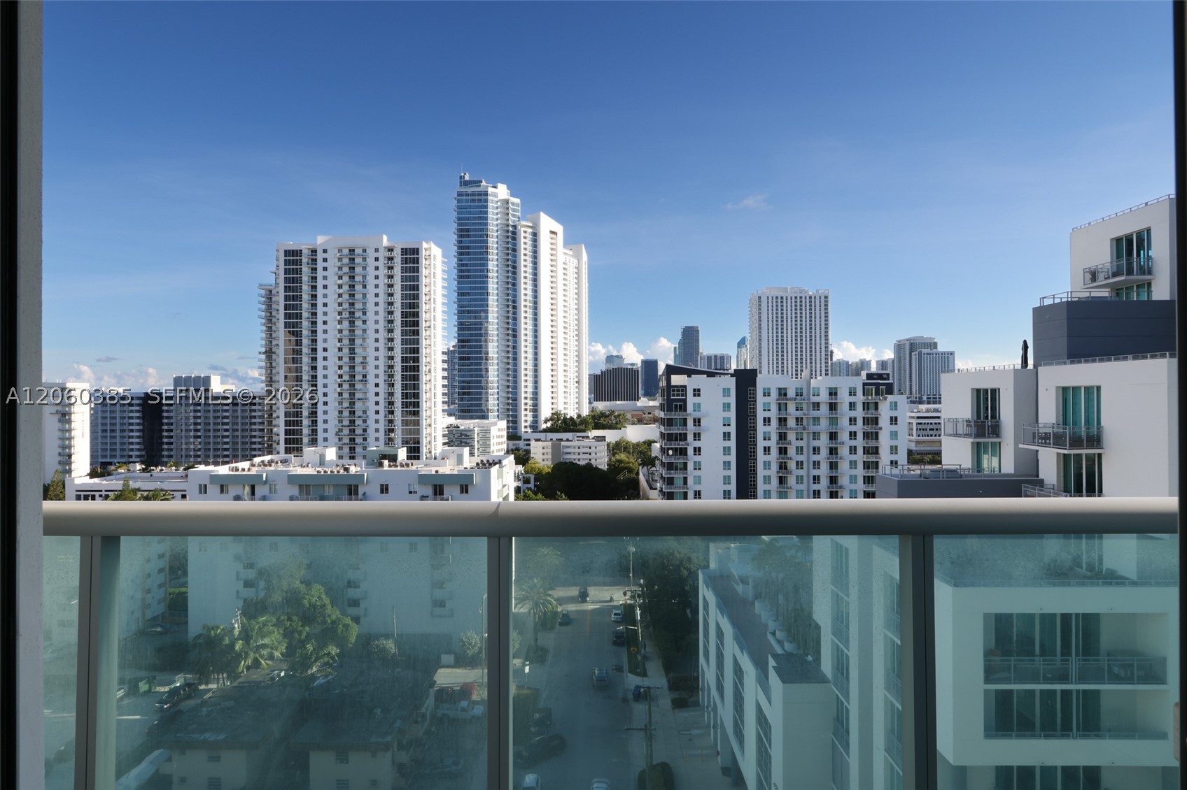 image Gallery Art Condos37