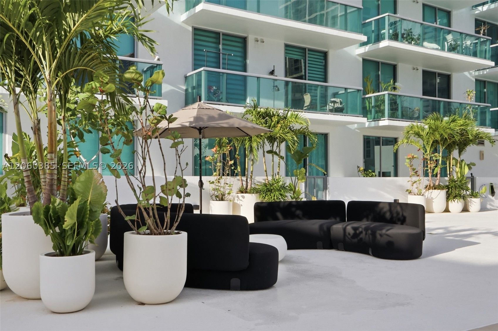 image Gallery Art Condos3