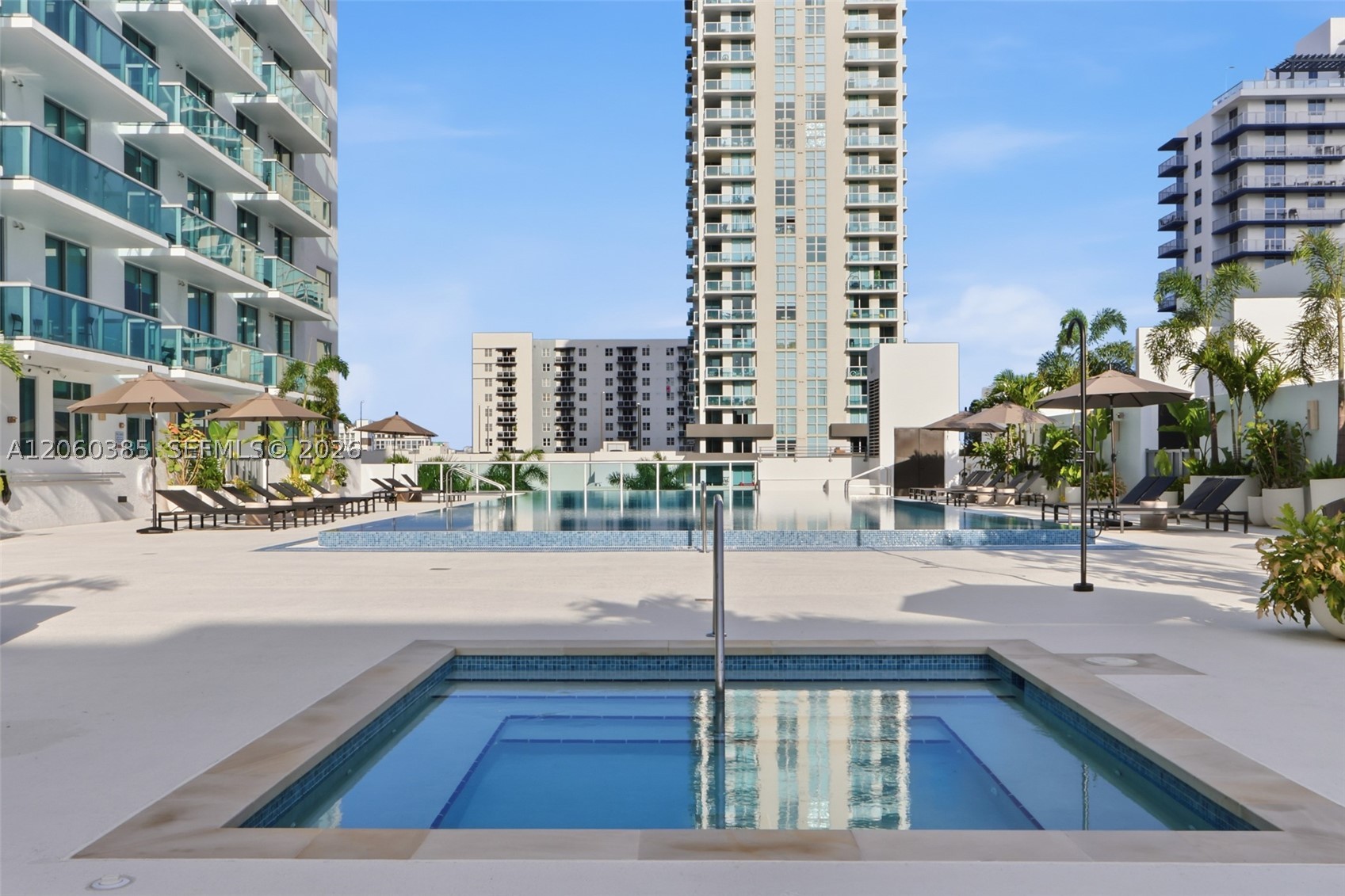 image Gallery Art Condos4
