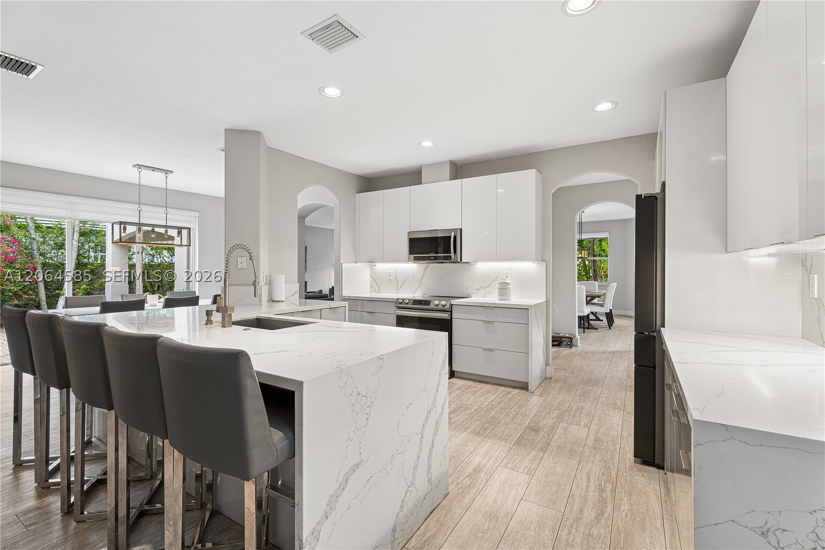 14900 SW 10th St Miami, FL 33194
