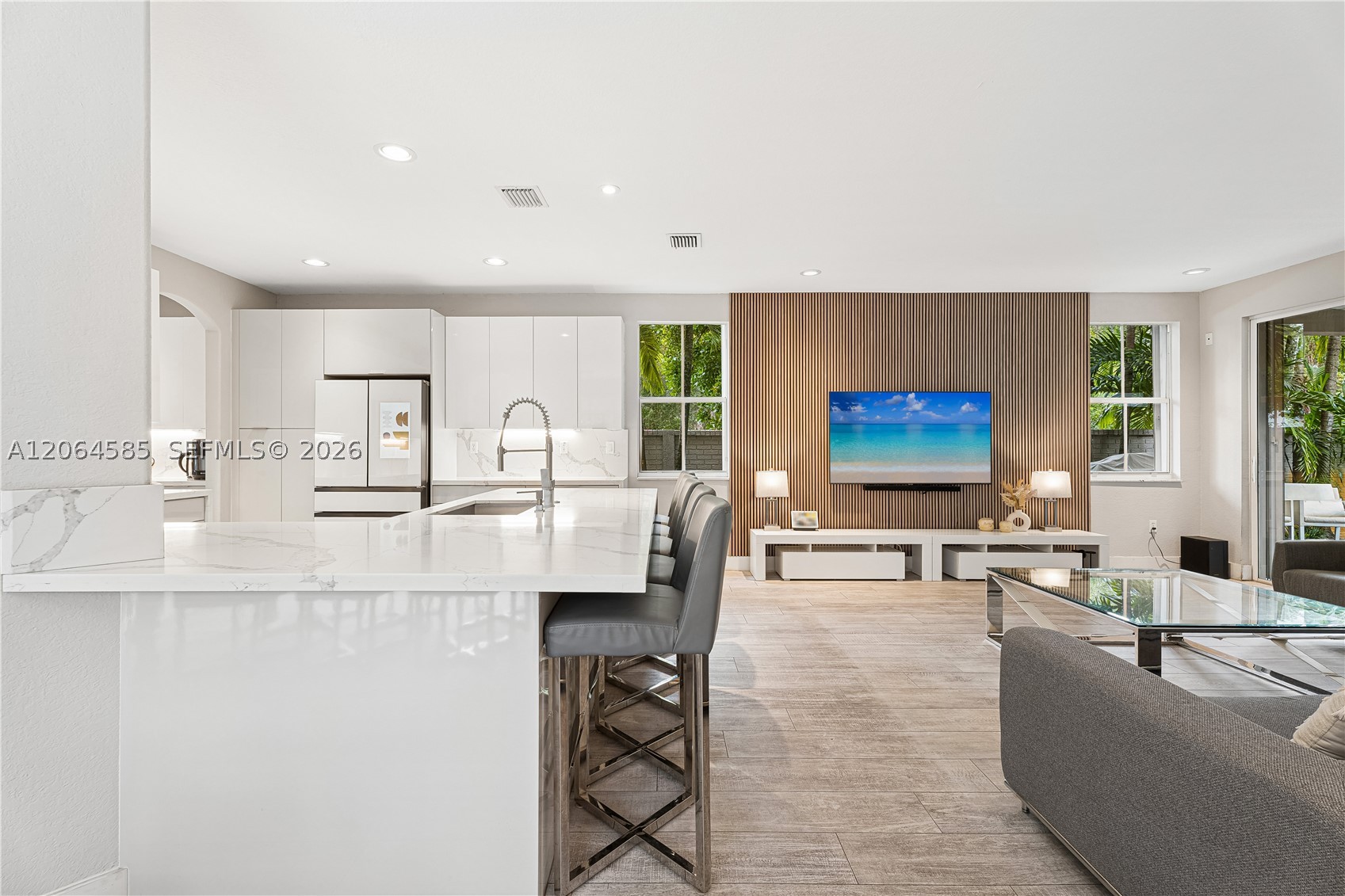 14900 SW 10th St Miami, FL 33194